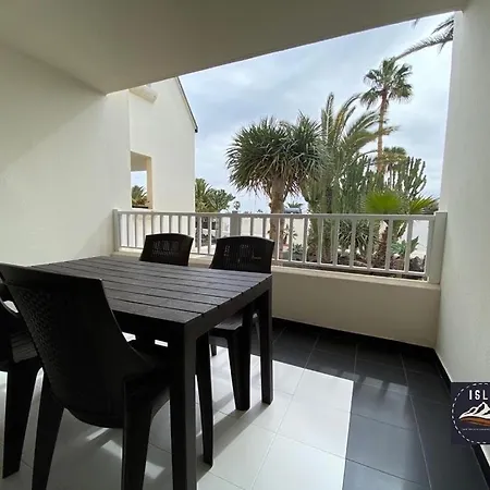 Suri Costa Teguise * Teguise